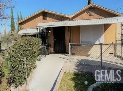 2320 BERKELEY STREET, Bakersfield, CA 93305