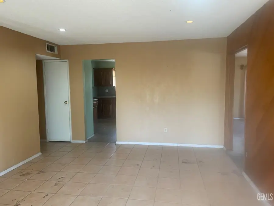 4145 COURTNEY STREET, Bakersfield, CA 93312 - Image #3