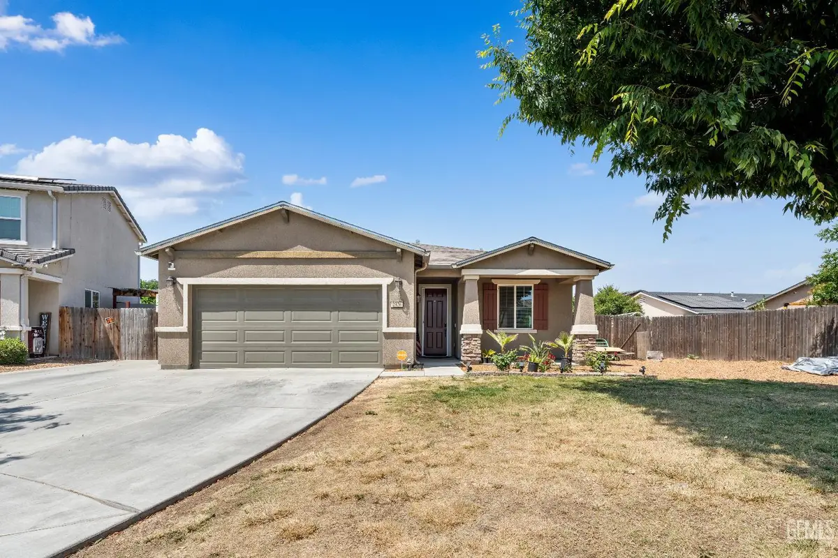 2326 W FLAGSTAFF, Visalia, CA 93291 - #1