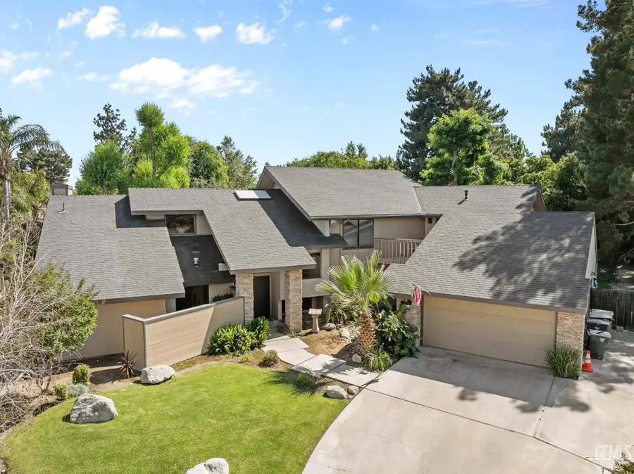 7805 BUENA TIERRA COURT, Bakersfield, CA 93309 - Image #2