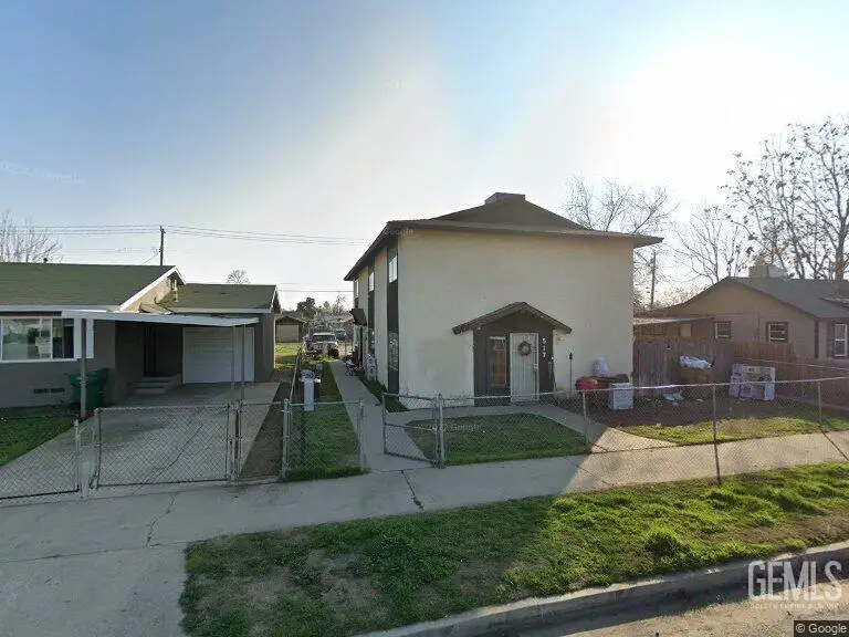 517 LINCOLN AVENUE, Bakersfield, CA 93308 - Image #1