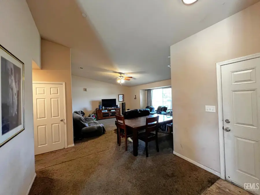 704 CANDIA AVENUE, Bakersfield, CA 93307 - Image #2