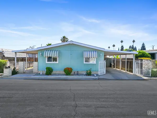 4204 KING ARTHUR COURT, Bakersfield, CA 93301