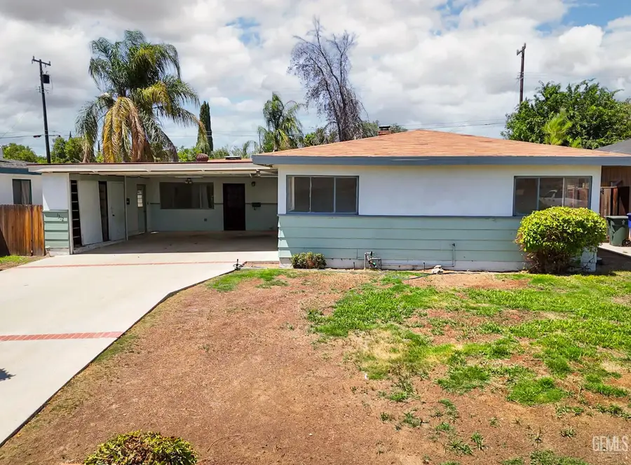 1312 SHATTUCK AVENUE, Bakersfield, CA 93305 - Image #2