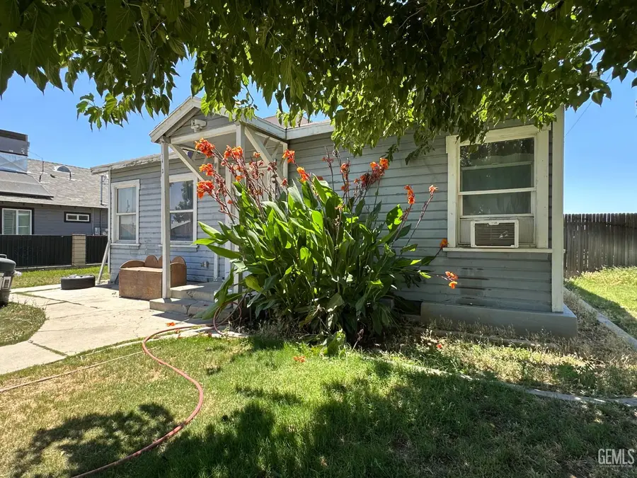 1403 SHASTA STREET, Bakersfield, CA 93308 - Image #2