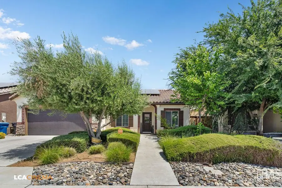 9434 RED PINE DRIVE, Shafter, CA 93263 - Image #2