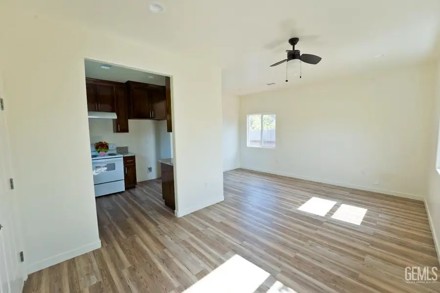 814 CRANE STREET, Bakersfield, CA 93306 - Image #3