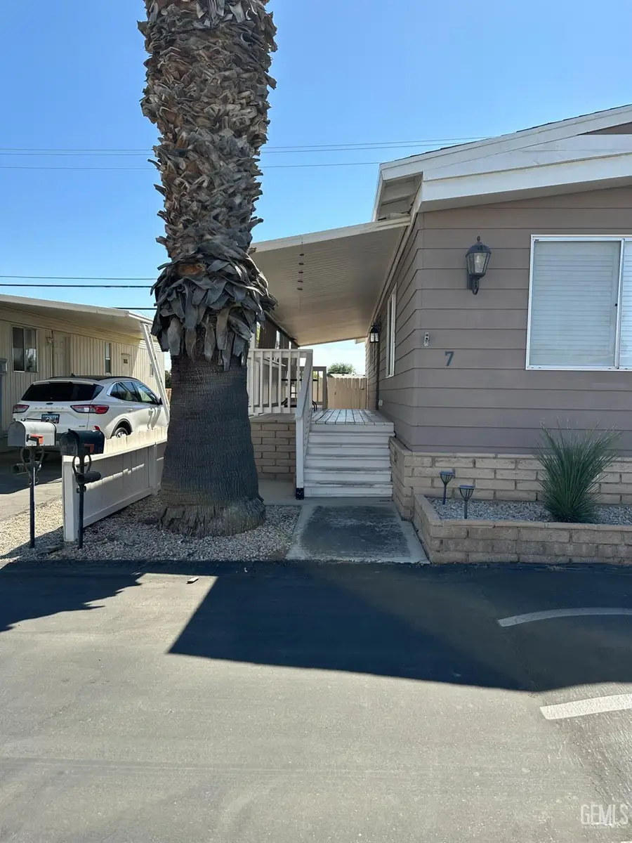 7 TEE, Bakersfield, CA 93308 - Image #2