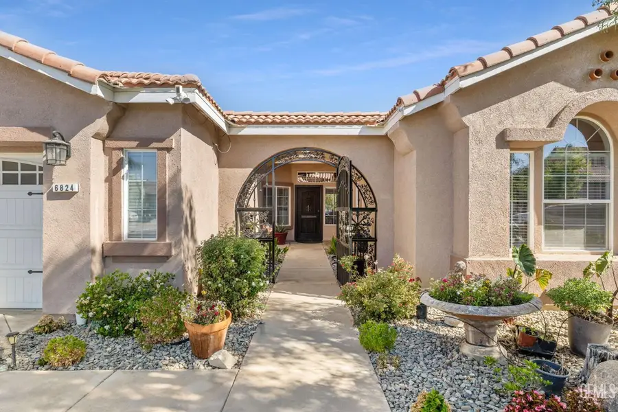 6824 CHINOOK FALLS DRIVE, Bakersfield, CA 93312 - Image #2