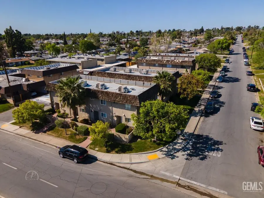 2700 CORNELL STREET, Bakersfield, CA 93305 - Image #2