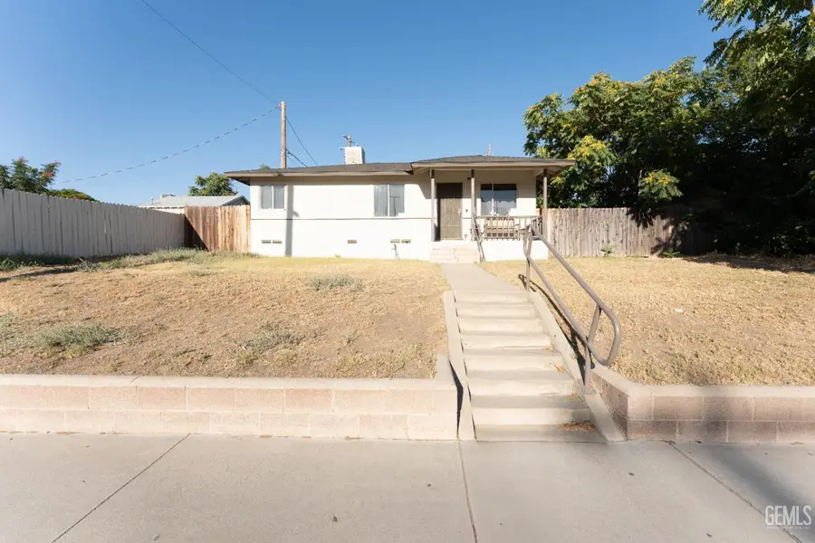 1905 MT VERNON AVENUE, Bakersfield, CA 93306 - Image #2