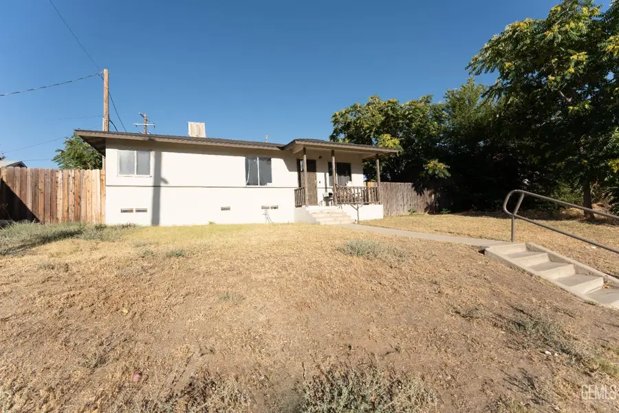 1905 MT VERNON AVENUE, Bakersfield, CA 93306 - Image #3