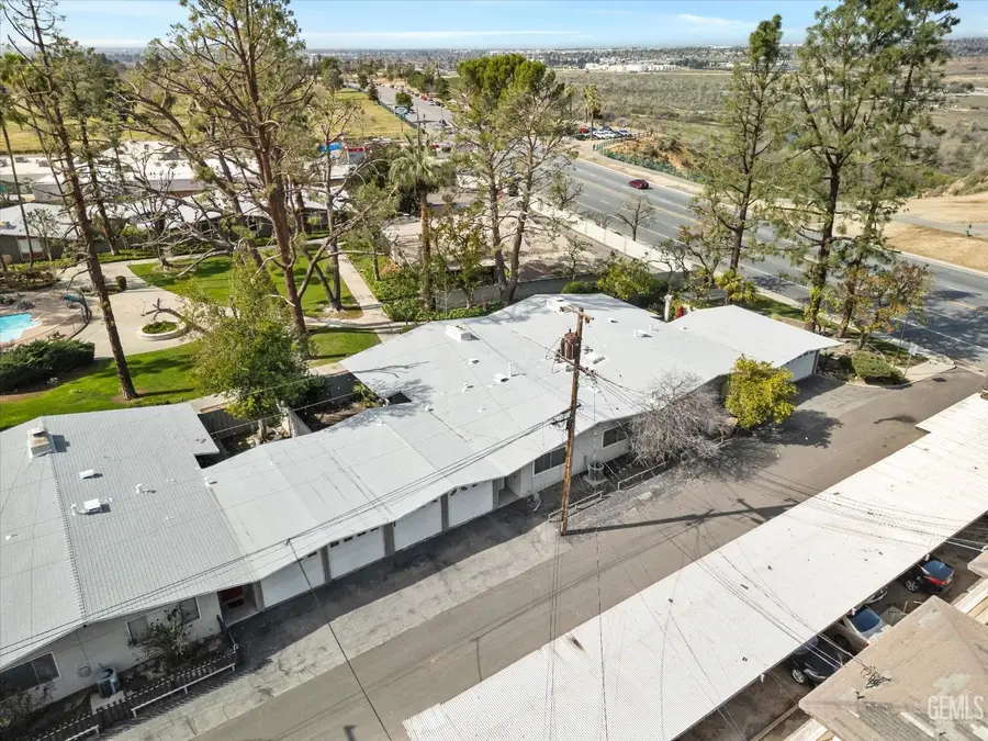 941 PANORAMA DRIVE, Bakersfield, CA 93305 - Image #3