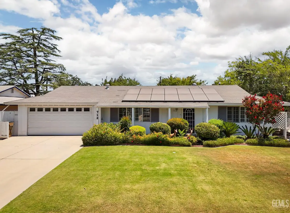 712 RIVER OAKS DRIVE, Bakersfield, CA 93309 - Image #1