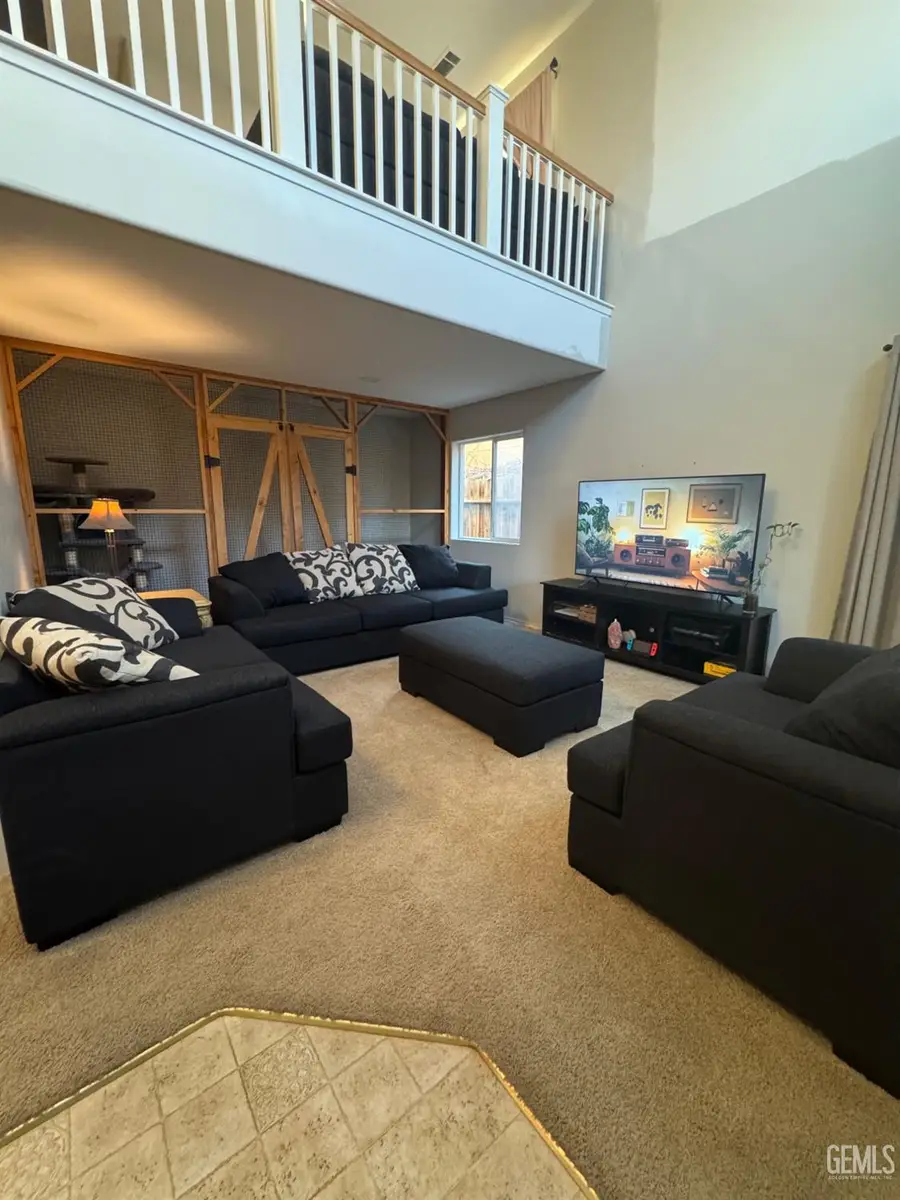 11511 ERESMA DRIVE, Bakersfield, CA 93311 - Image #3