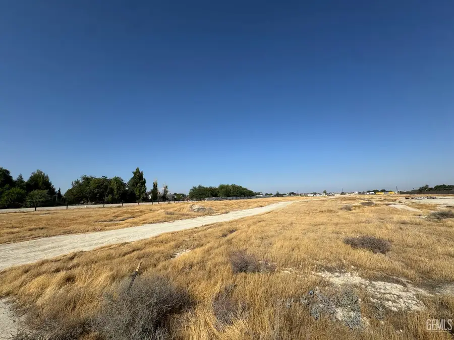 0 LYTLE AVE, Delano, CA 93215 - Image #2