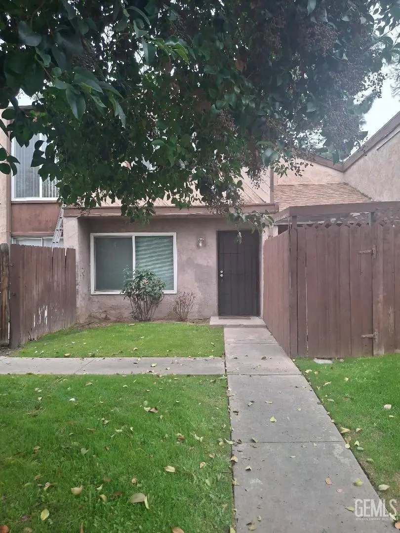 6021 ALMENDRA AVENUE #B, Bakersfield, CA 93309 - Image #2