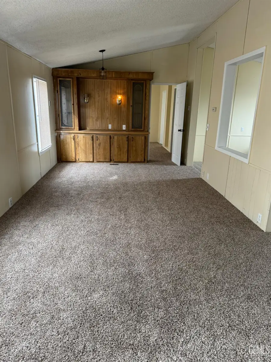 216 EASTERN AVENUE, Taft, CA 93268 - Image #3