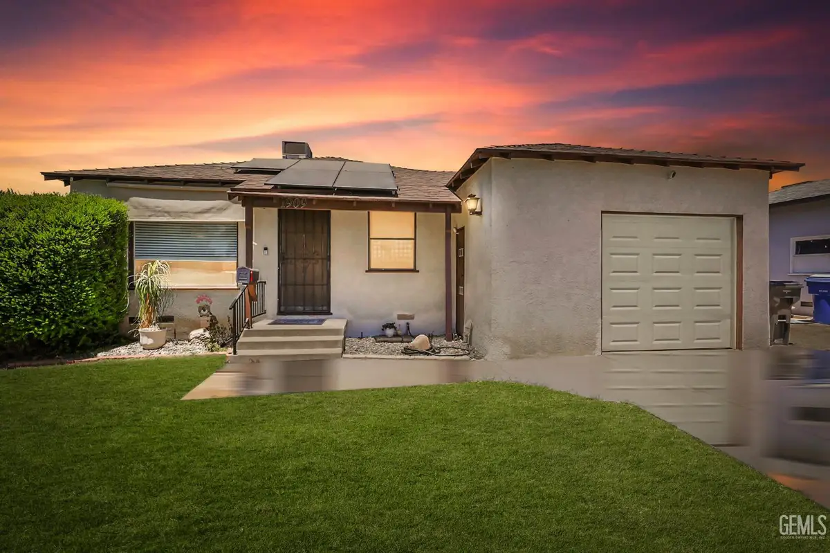 1909 MARGO LANE, Bakersfield, CA 93308 - Image #1