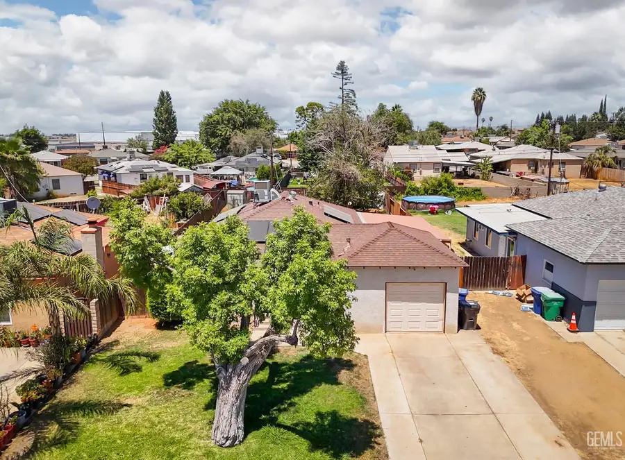 1909 MARGO LANE, Bakersfield, CA 93308 - Image #3