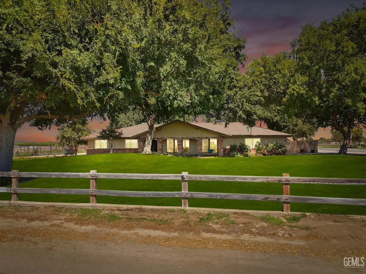 15852 WIBLE ROAD, Bakersfield, CA 93313 - Image #1