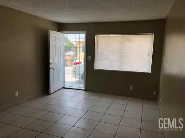 301 BEALE AVENUE, Bakersfield, CA 93305