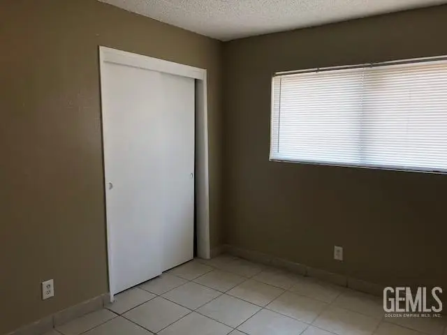 301 BEALE AVENUE, Bakersfield, CA 93305 - Image #2