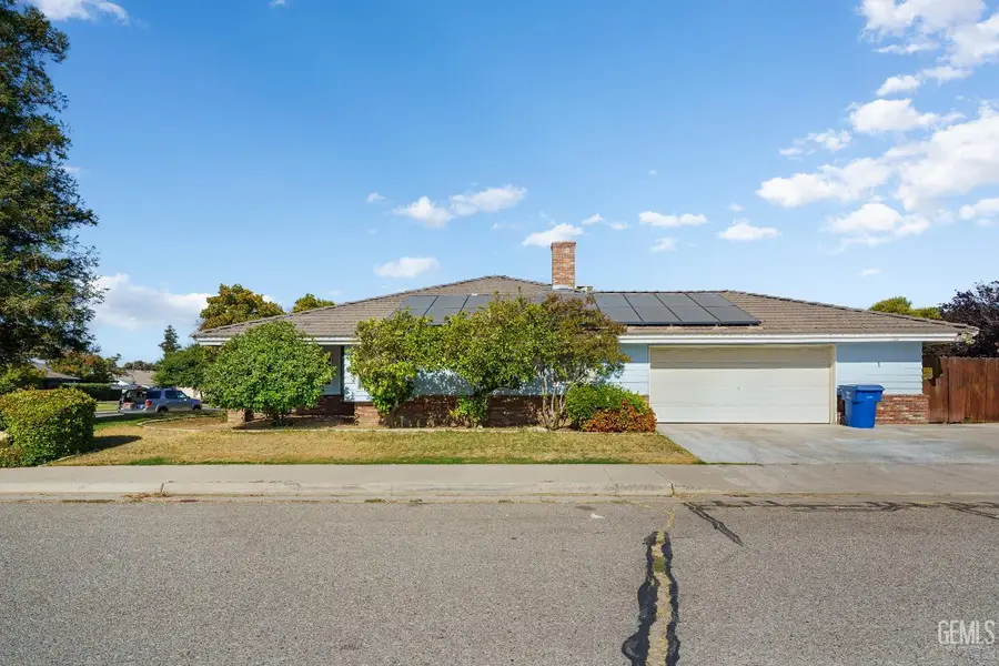 7400 PETRIS AVENUE, Bakersfield, CA 93308 - Image #3