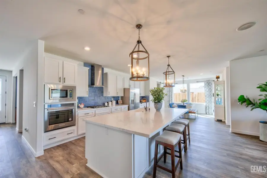 11113 ALCAZAR, Bakersfield, CA 93311 - Image #2