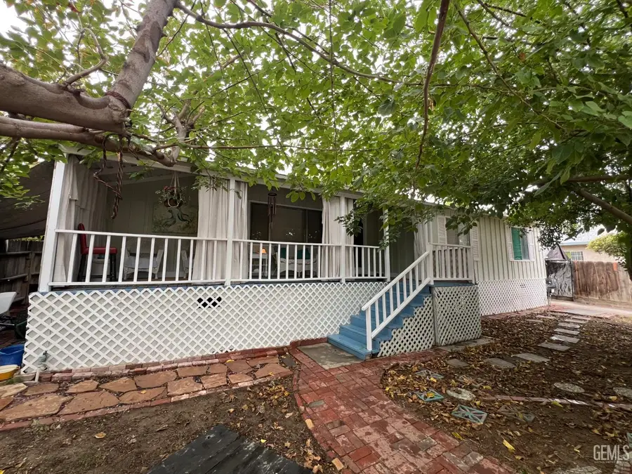 707 BUENA VISTA STREET, Taft, CA 93268 - Image #2