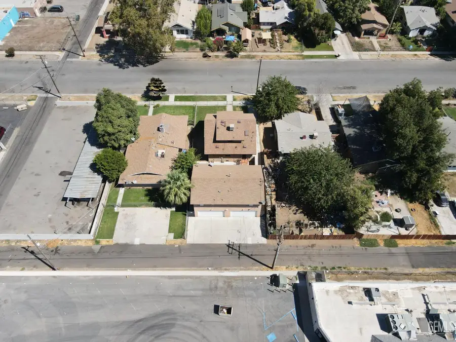 1401 CHESTER PLACE, Bakersfield, CA 93304 - Image #3