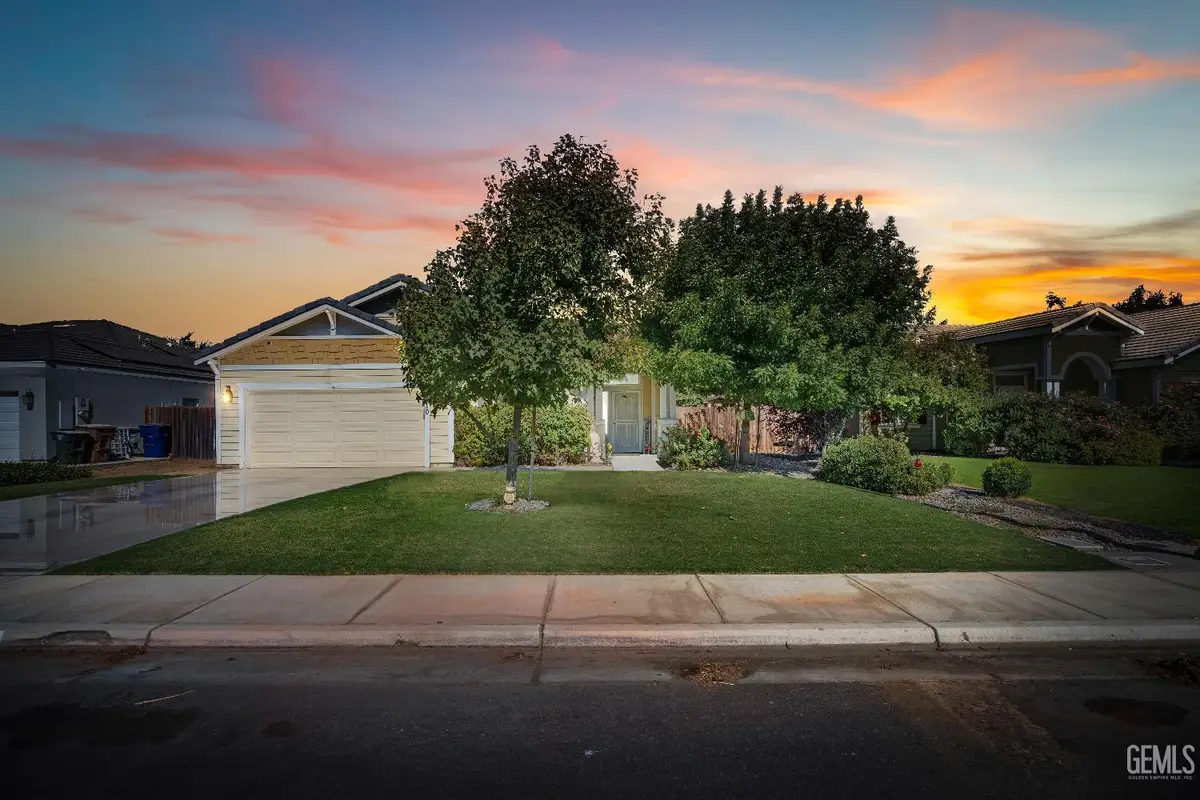 6610 CLEAR WATER CREEK WAY, Bakersfield, CA 93311 - Image #1