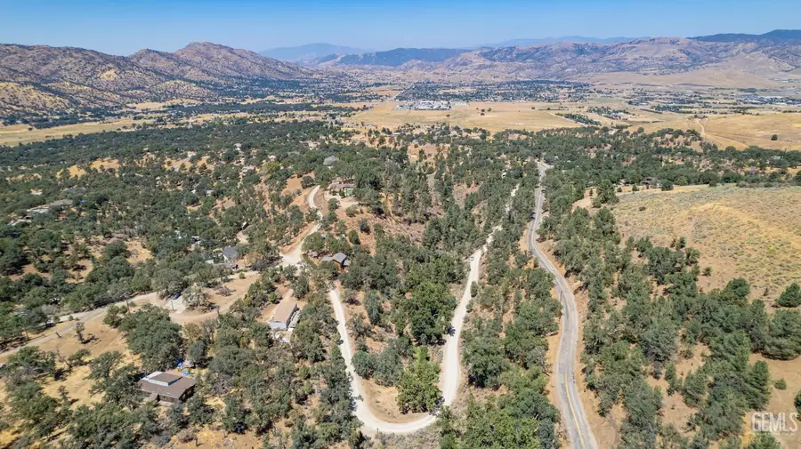 20350 RICE DRIVE, Tehachapi, CA 93561 - Image #3