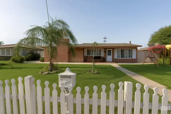 1320 WHITE LANE, Bakersfield, CA 93307