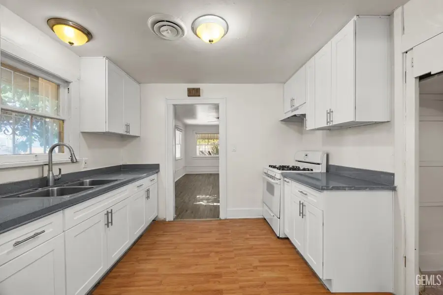 2700 MONTEREY STREET, Bakersfield, CA 93306 - Image #2