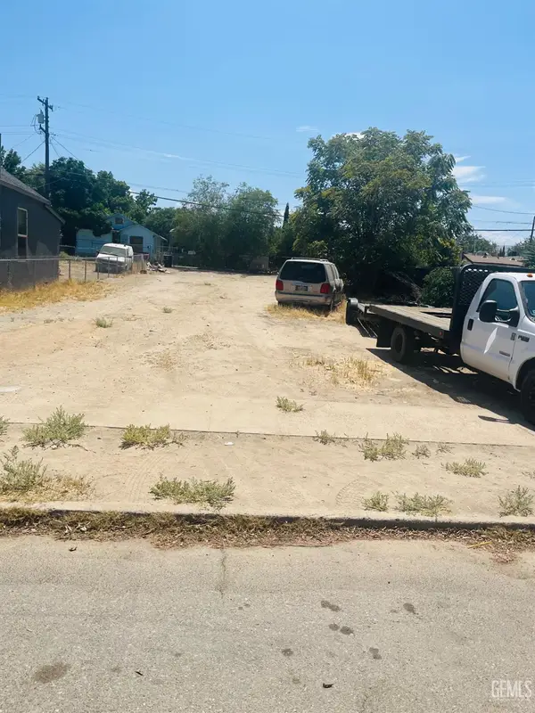 413 WOODROW STREET, Taft, CA 93268