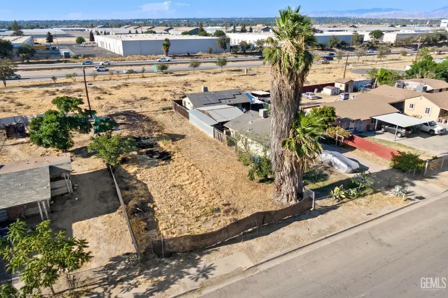 1900 PADRE STREET, Bakersfield, CA 93307 - Image #2