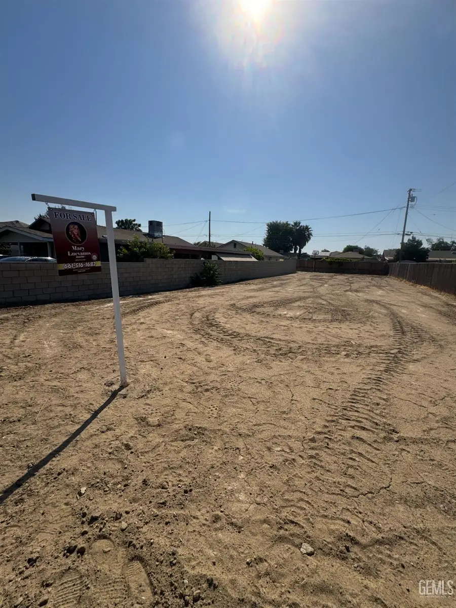 3421 OLIVER STREET, Bakersfield, CA 93307 - Image #3