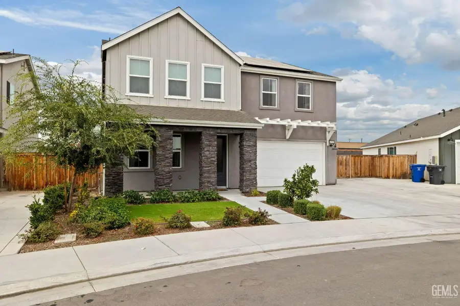 9516 SWEETGUM HILL LANE, Shafter, CA 93263 - Image #2