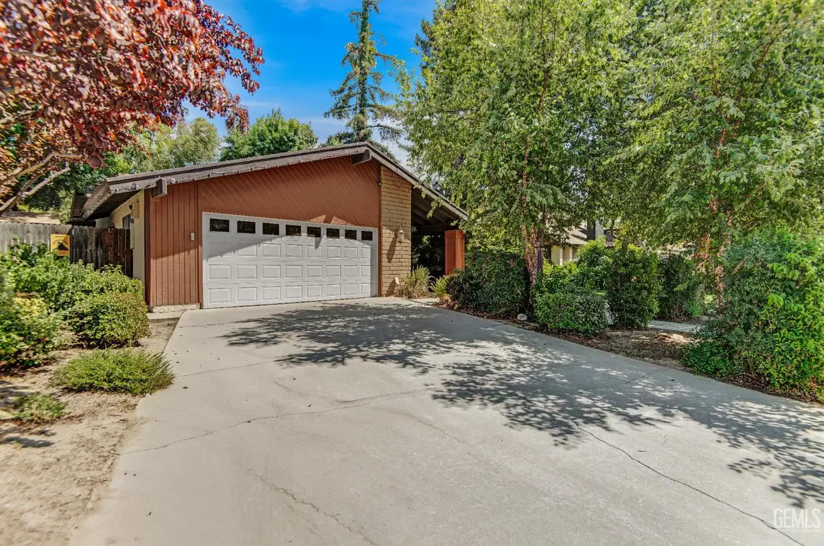 1508 CLUB VIEW DRIVE, Bakersfield, CA 93309 - Image #1