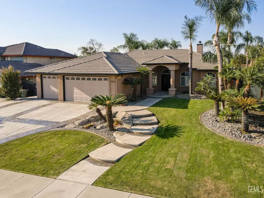 11016 BELLFOUNDER DRIVE, Bakersfield, CA 93312 - Image #3