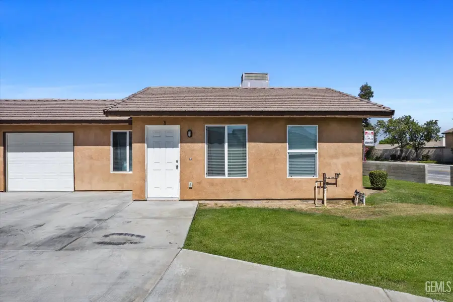 616 W DAY AVENUE, Bakersfield, CA 93308 - Image #3