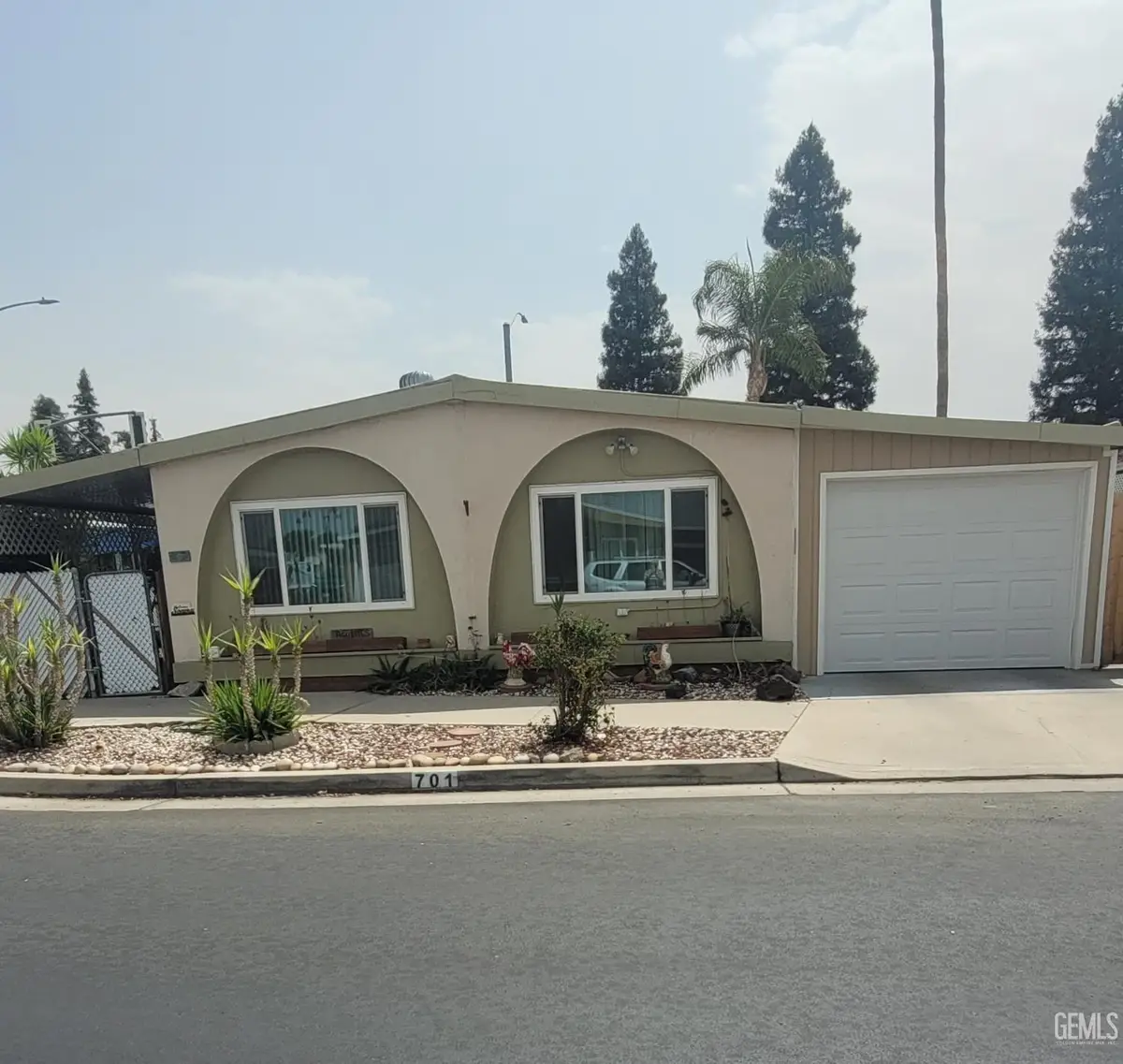 701 42ND STREET, Bakersfield, CA 93301 - #1