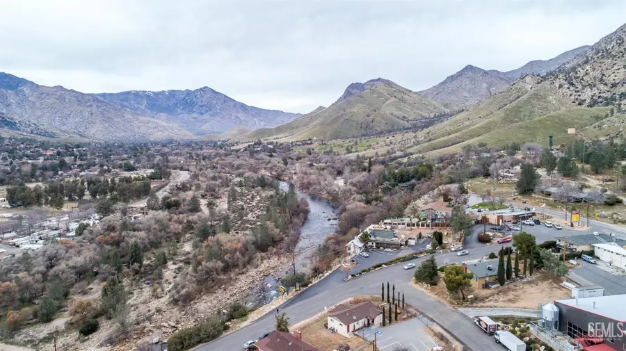 112 BUENA VISTA DRIVE, Kernville, CA 93238 - Image #2