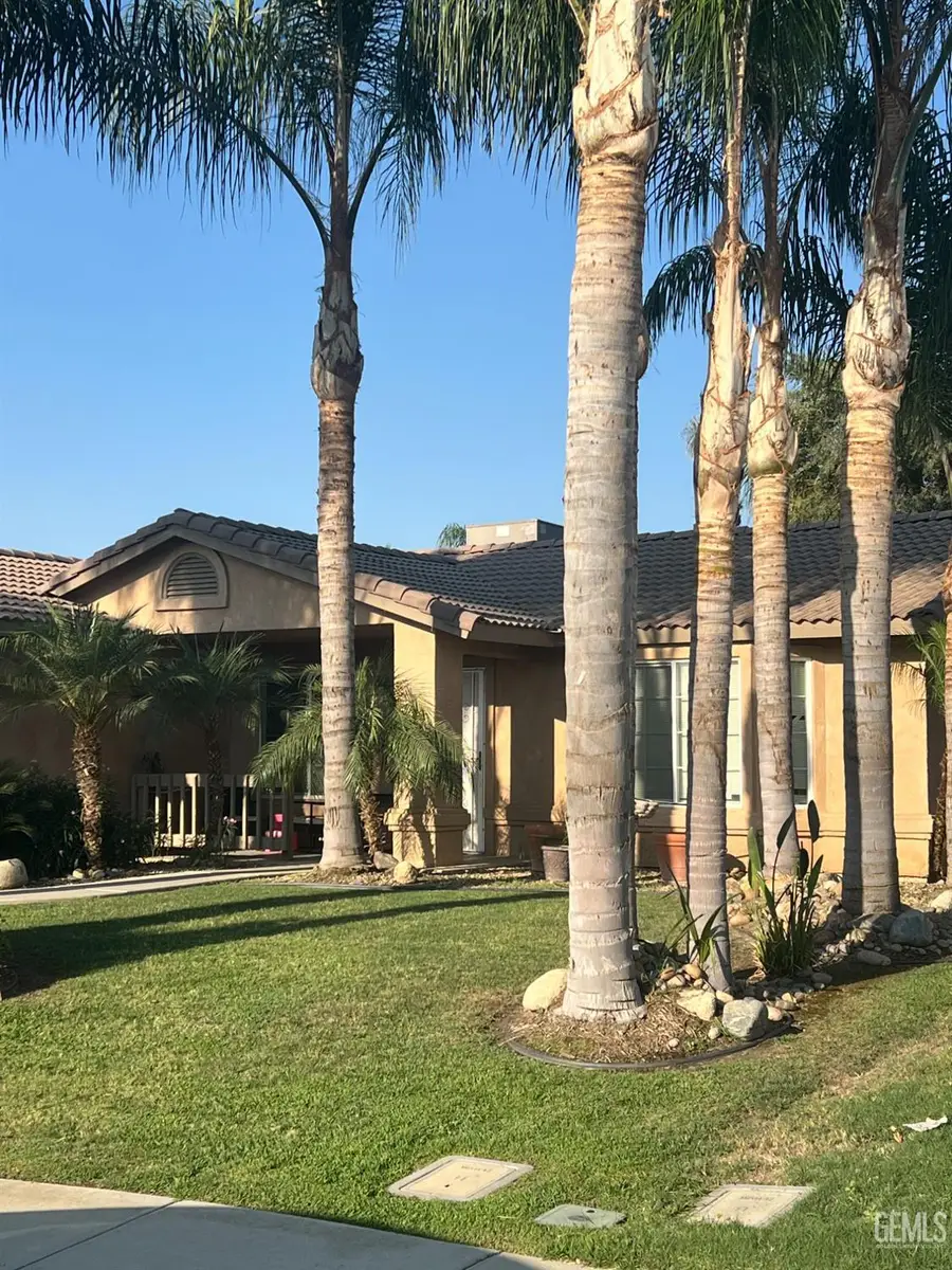 805 PRICE STREET, McFarland, CA 93250 - Image #2