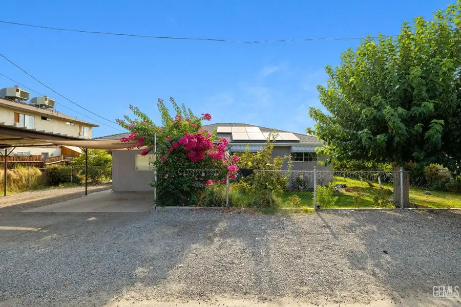 304 ADAMS STREET, Taft, CA 93268 - Image #2