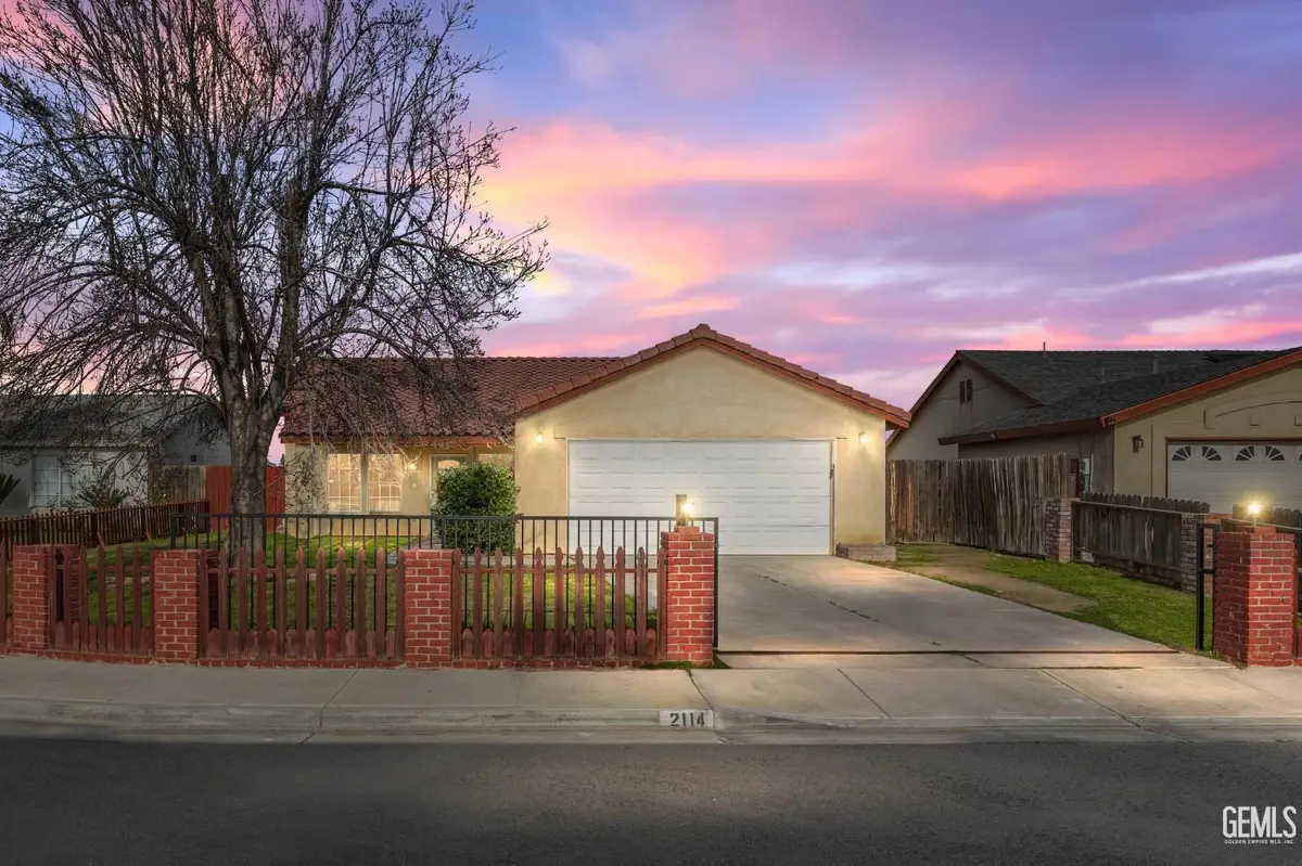 2114 FOXGLOVE COURT, Bakersfield, CA 93304 - Image #1