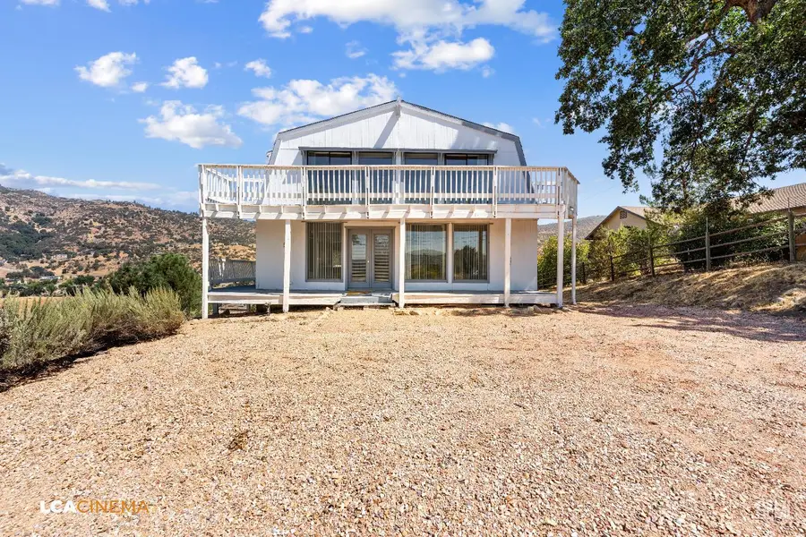 27051 OAKFLAT DRIVE, Tehachapi, CA 93561 - Image #2