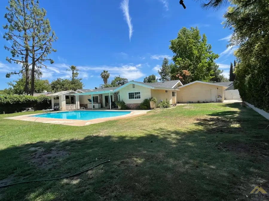 7612 LAS CRUCES AVENUE, Bakersfield, CA 93309 - Image #3