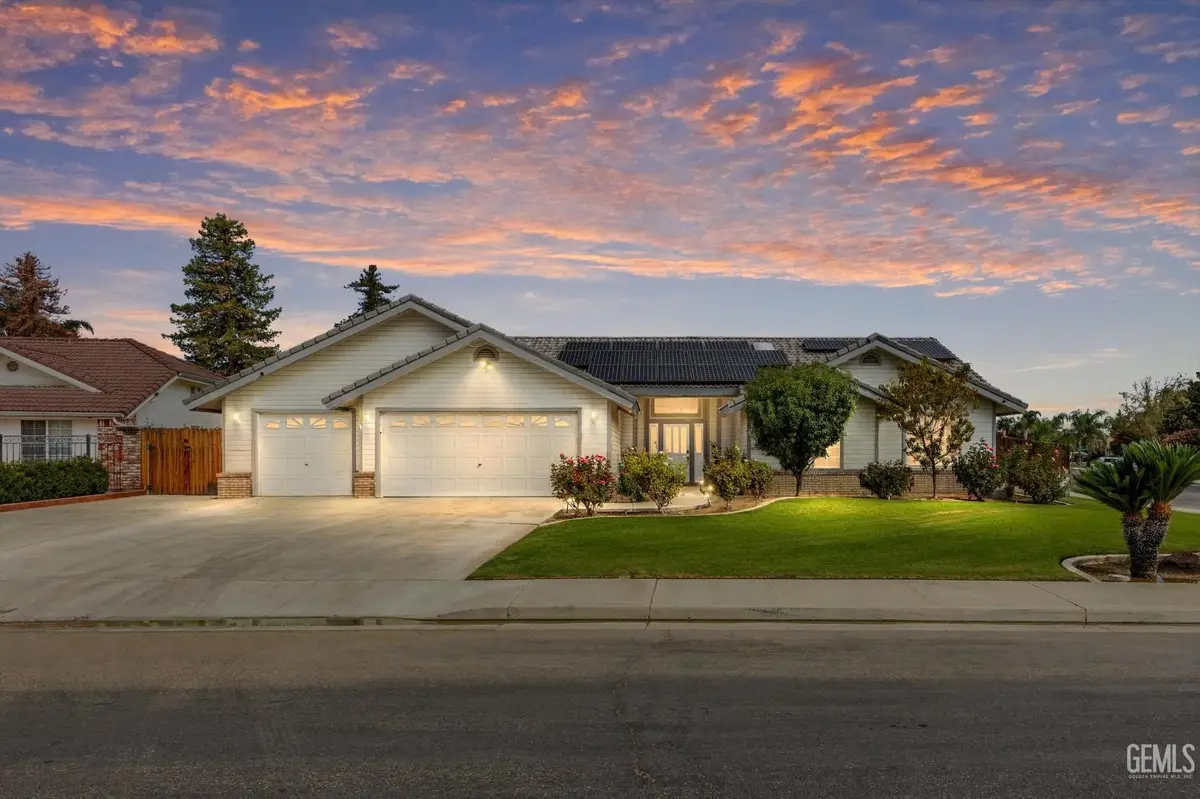 5102 SNOWDRIFT COURT, Bakersfield, CA 93313 - Image #1